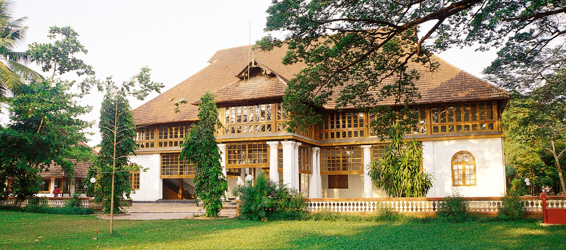 Bolgatty Palace holiday packages.
